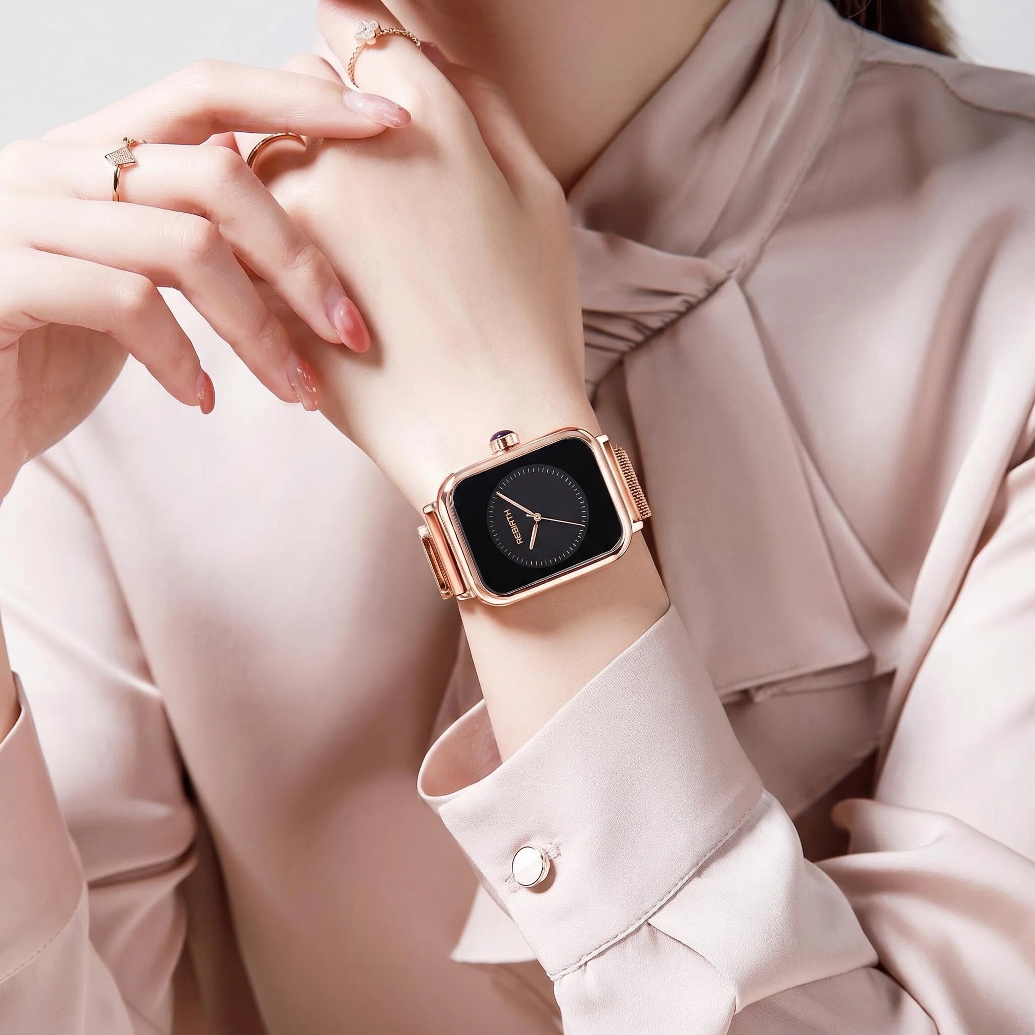 Легкие роскошные квадратные же – обзор и цена Luxury Watch Black