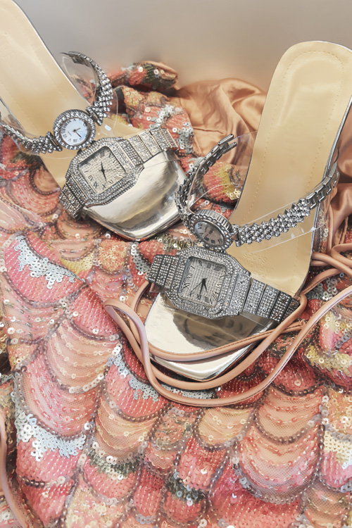 Оригинальный дизайн, босоножки – обзор и цена Luxury Women'S Watch